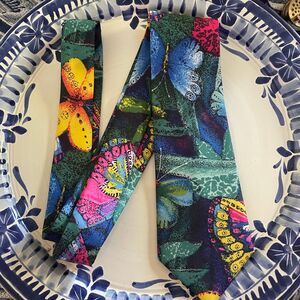 Vintage Vibrant Butterfly Print Tie  Unique Colorful Necktie Bold Hawaiian‎